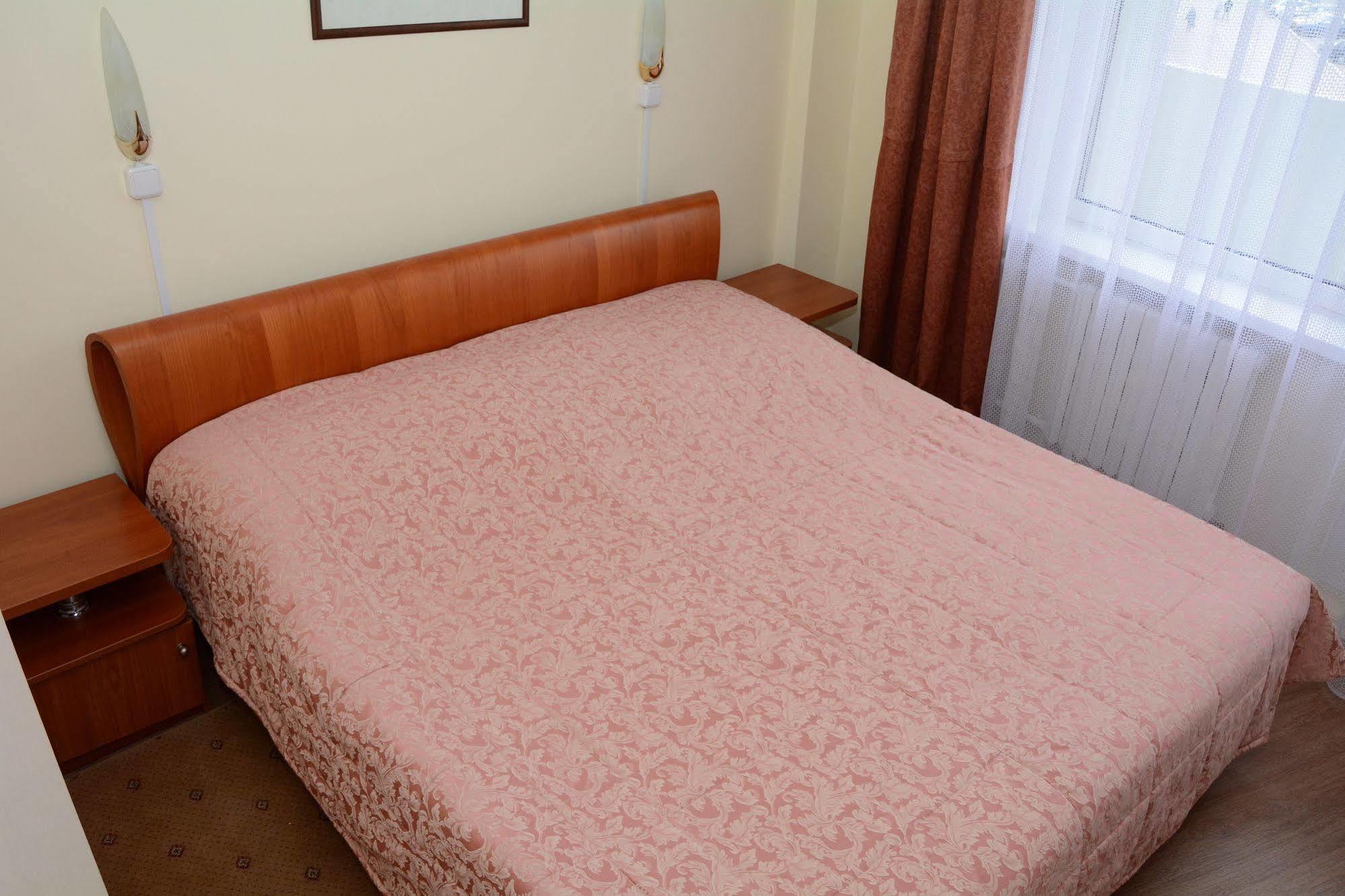 Voyage Hotel Минск Екстериор снимка