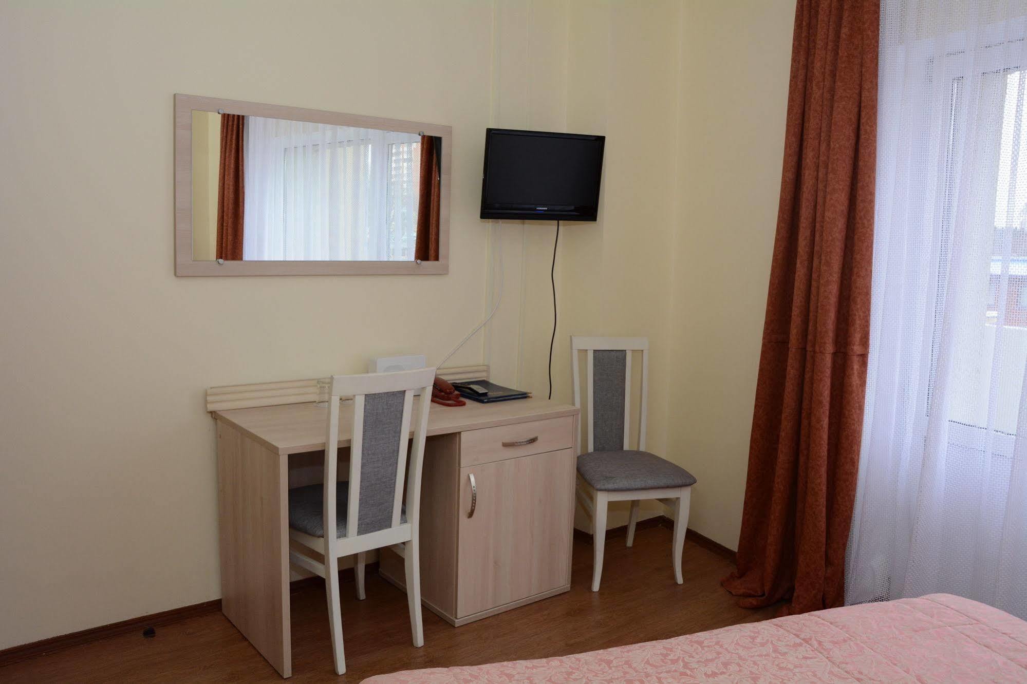 Voyage Hotel Минск Екстериор снимка